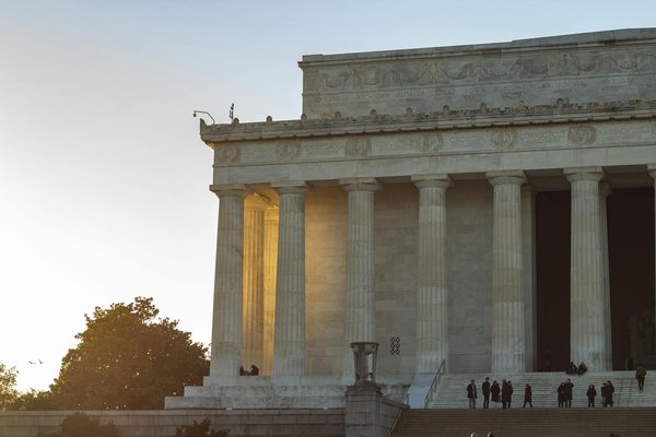 Où participer à une expédition en traîneau à chiens en Alaska?